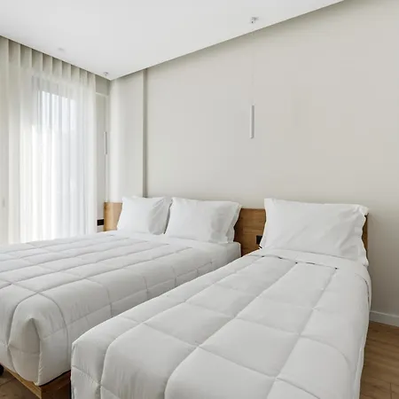 Le Mom Apart Otel Berat